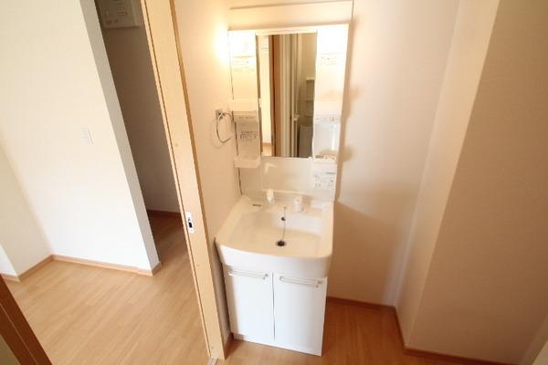 洗面設備　同仕様写真