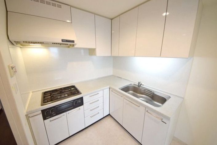 キッチン　同タイプ部屋　参考写真です