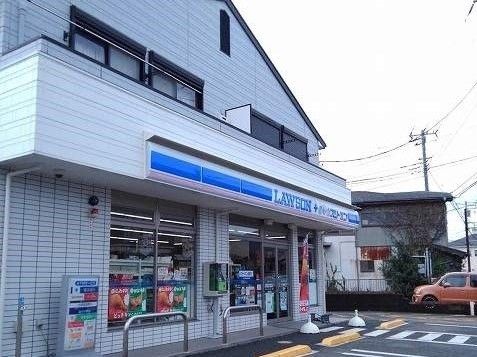 コンビニ　ローソン（コンビニ）まで550m