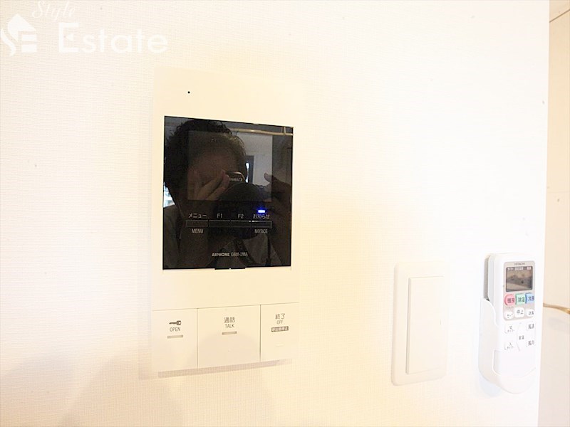 セキュリティ　モニター付きインターホン