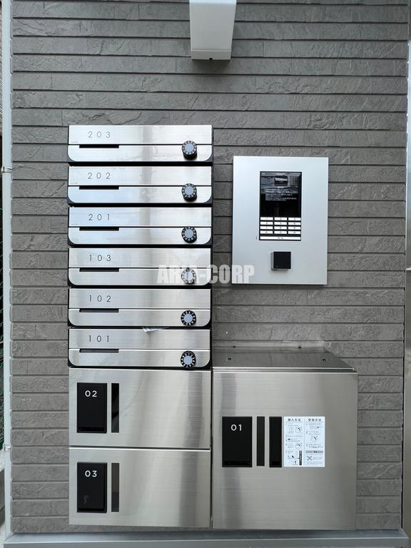 その他共有部分　エントランスには便利な宅配BOX完備◎