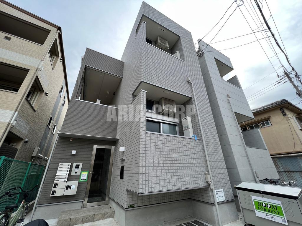 建物外観　2022年完成、全室角部屋設計のデザイナーズアパートです！