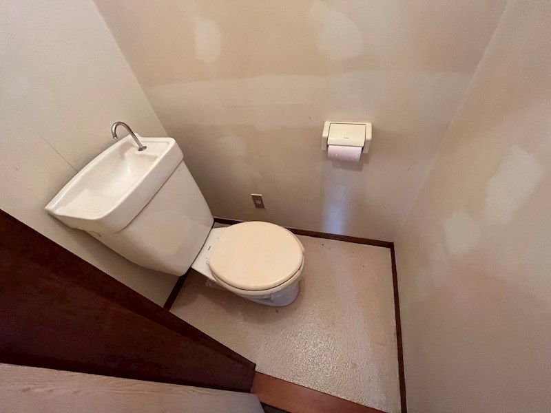 トイレ　別部屋参考