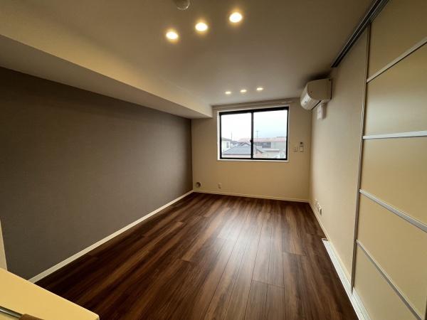 居室・リビング　明るいリビングダイニング！