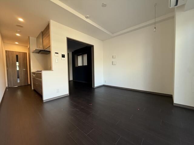 居室・リビング　参考写真の為、写真と現況が異なる場合は現況優先となります。