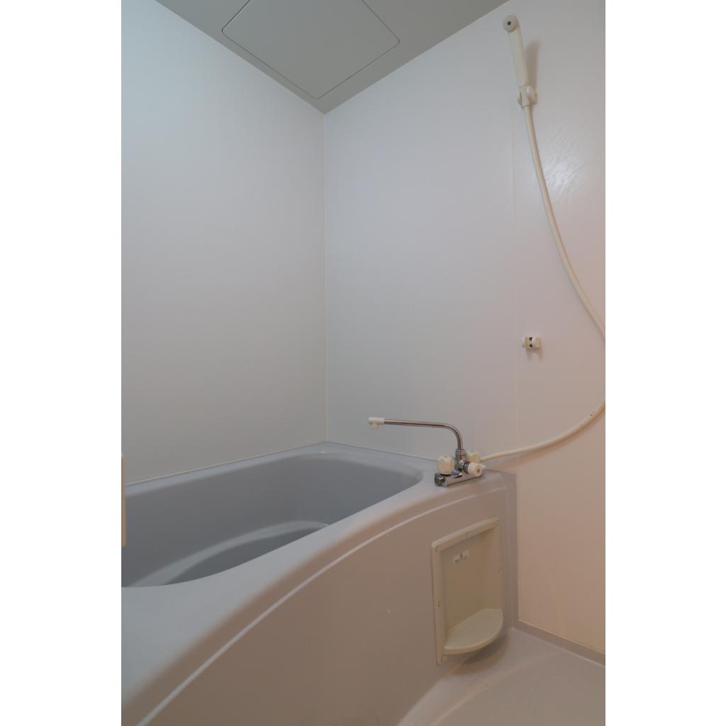 バス・シャワールーム　『かたつけや』