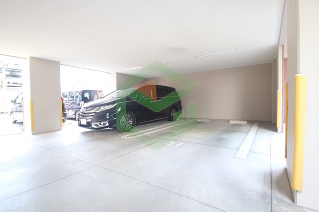 駐車場　駐車場完備です