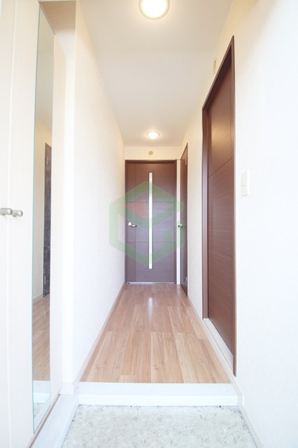 玄関　明るい玄関です