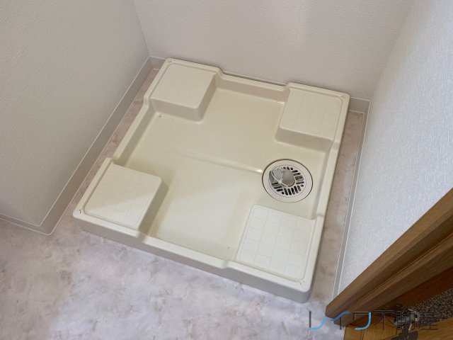 その他設備　室内洗濯機置き場です
