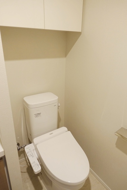 トイレ　※写真は同タイプ住戸です。