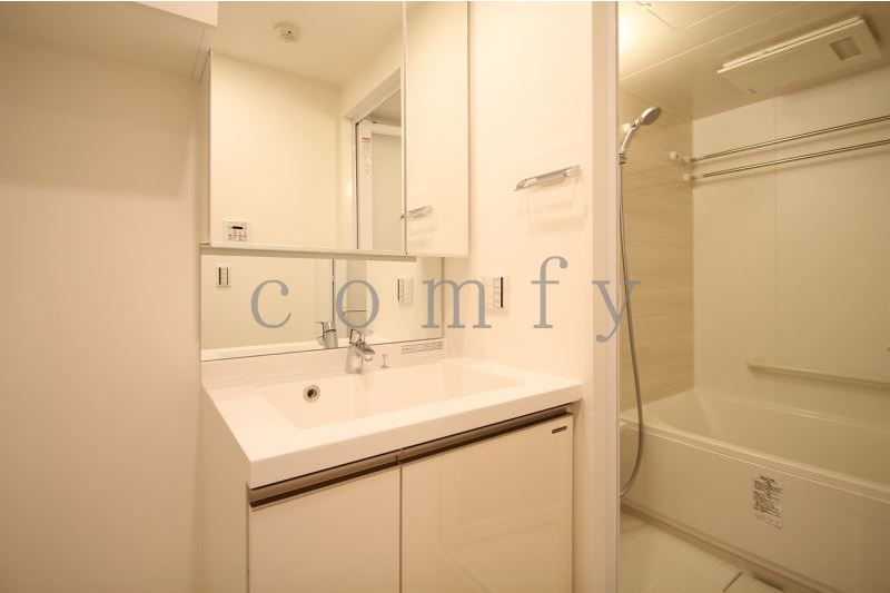 洗面設備　独立洗面台