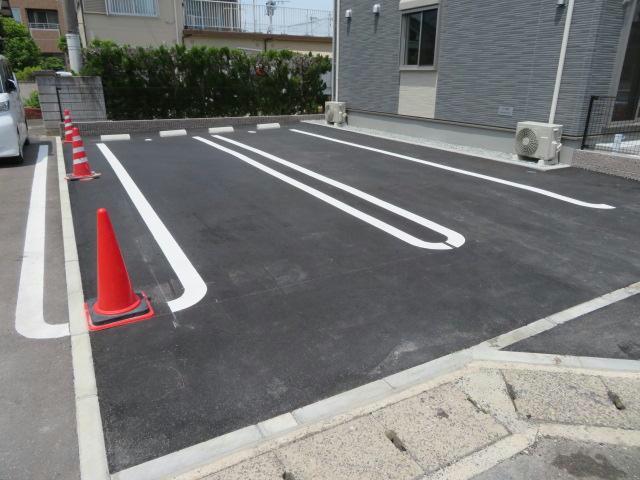 駐車場　駐車場
