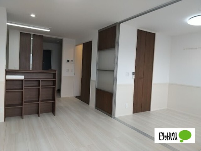 居室・リビング　※写真は別のお部屋です。