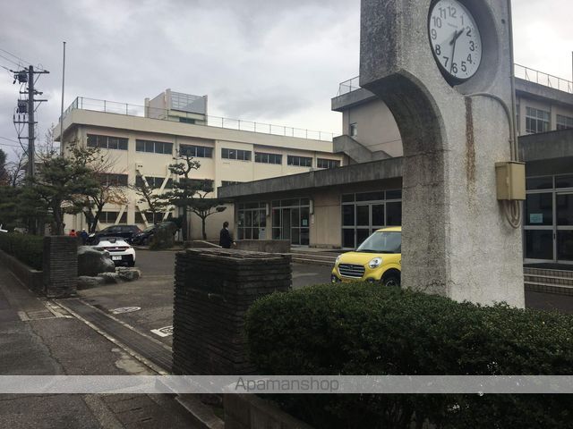 小学校　女池小学校（小学校）まで280m