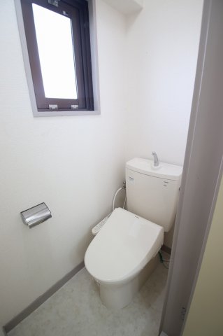 トイレ　シンプルで使いやすいトイレです