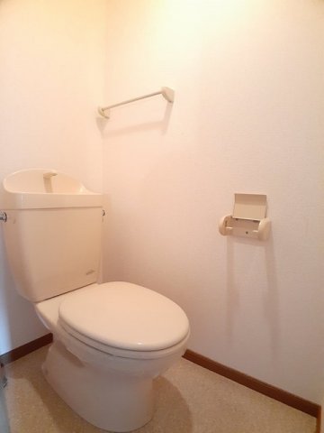 トイレ　ゆったりとした空間のトイレです