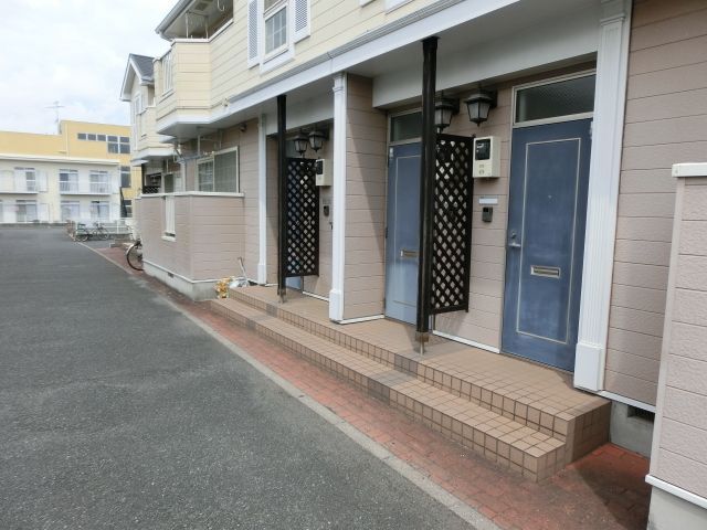 エントランス　お部屋につながるエントランスです