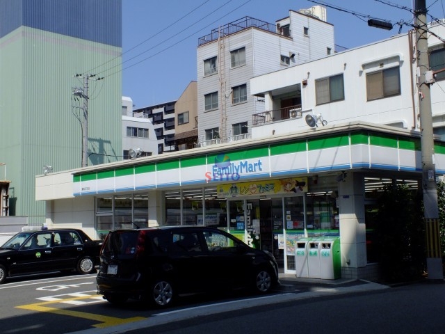 コンビニ　ファミリーマート（コンビニ）まで149m