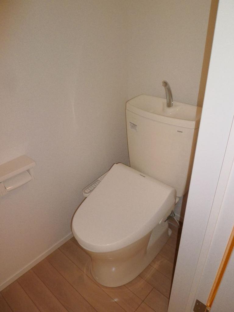 トイレ　画像は他の部屋のものです！