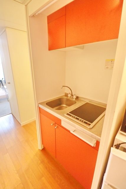 キッチン　同物件別部屋写真
