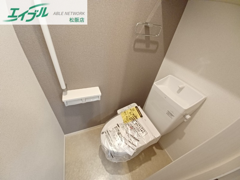 トイレ　反転タイプ参考写真