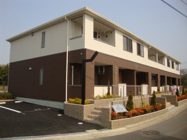 建物外観　外観写真（昼）