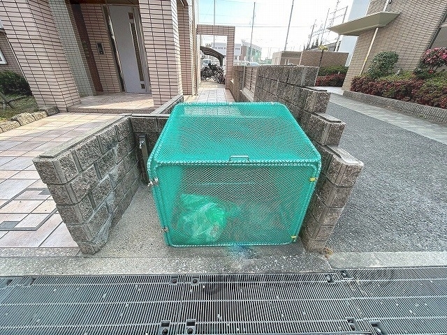その他　ゴミ置き場
