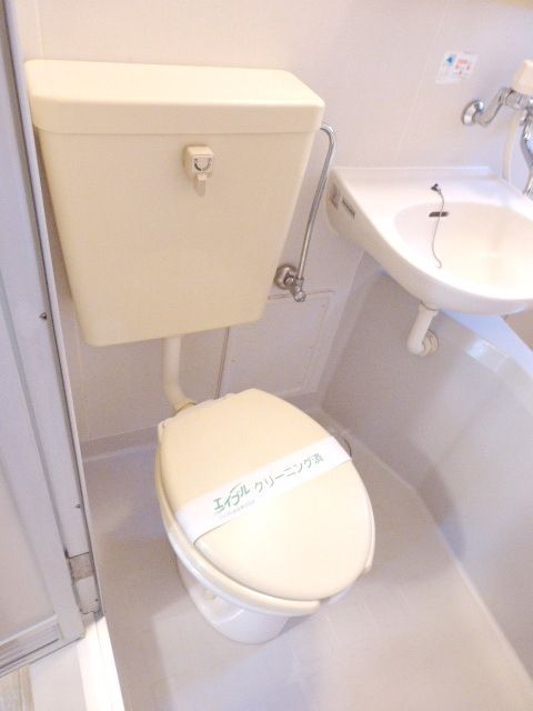 トイレ　別部屋参考写真