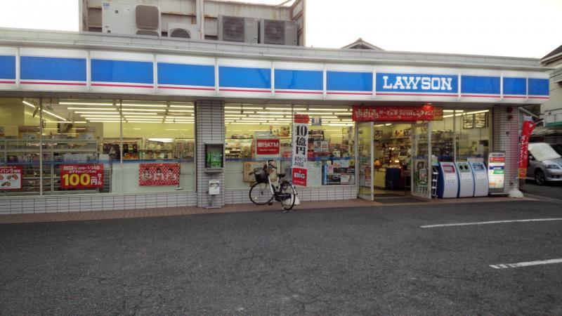 コンビニ　ローソン 豊中蛍池中町三丁目店（コンビニ）まで490m