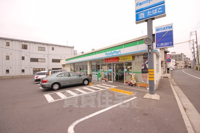 コンビニ　ファミリーマート　大芝二丁目（コンビニ）まで500m