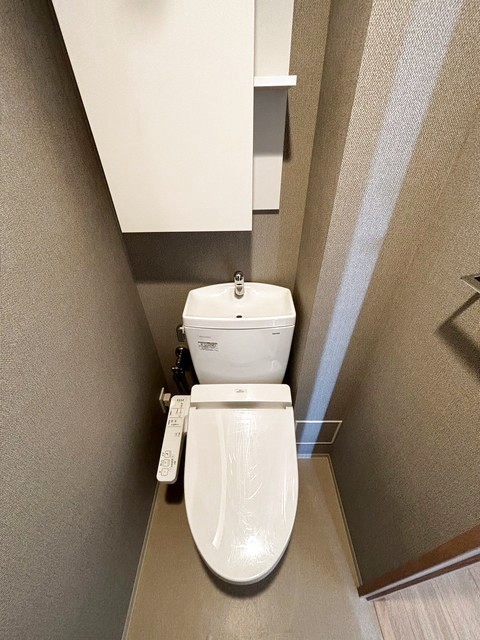 トイレ　トイレ