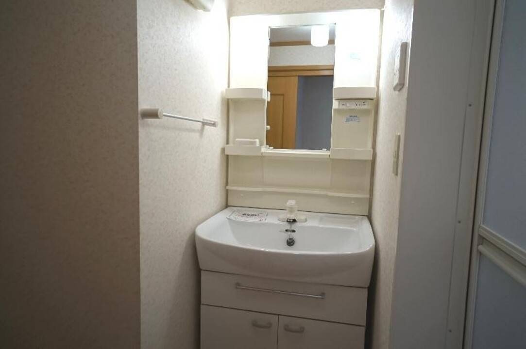 洗面設備　ドレッサー