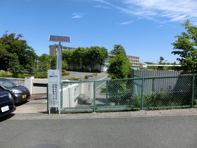 小学校　浜松市立佐鳴台小学校（小学校）まで410m