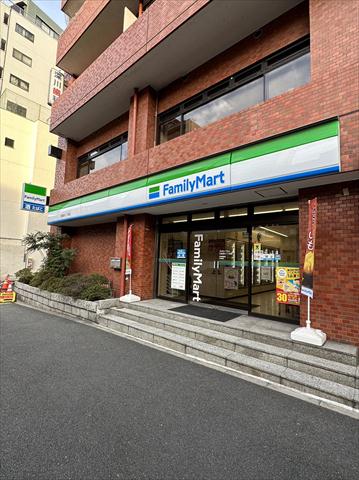 コンビニ　ファミリーマート江東深川二丁目店（コンビニ）まで68m