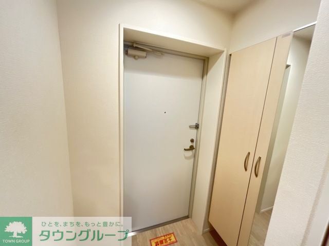 玄関　★お部屋探しは株式会社タウンハウジング東京まで★