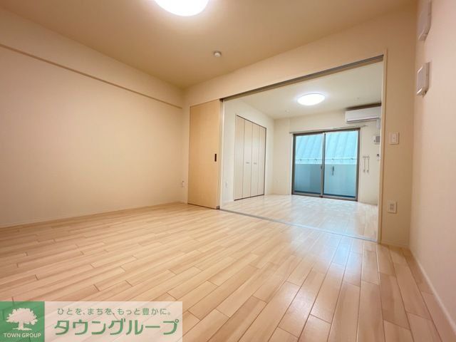 居室・リビング　★お部屋探しは株式会社タウンハウジング東京まで★
