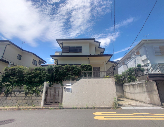建物外観　駐車場付き一戸建