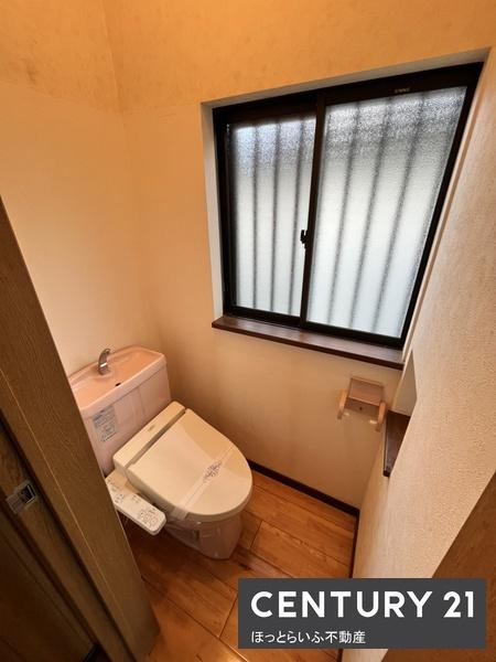 福田貸家のトイレ写真