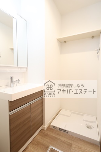 洗面設備　同一仕様写真