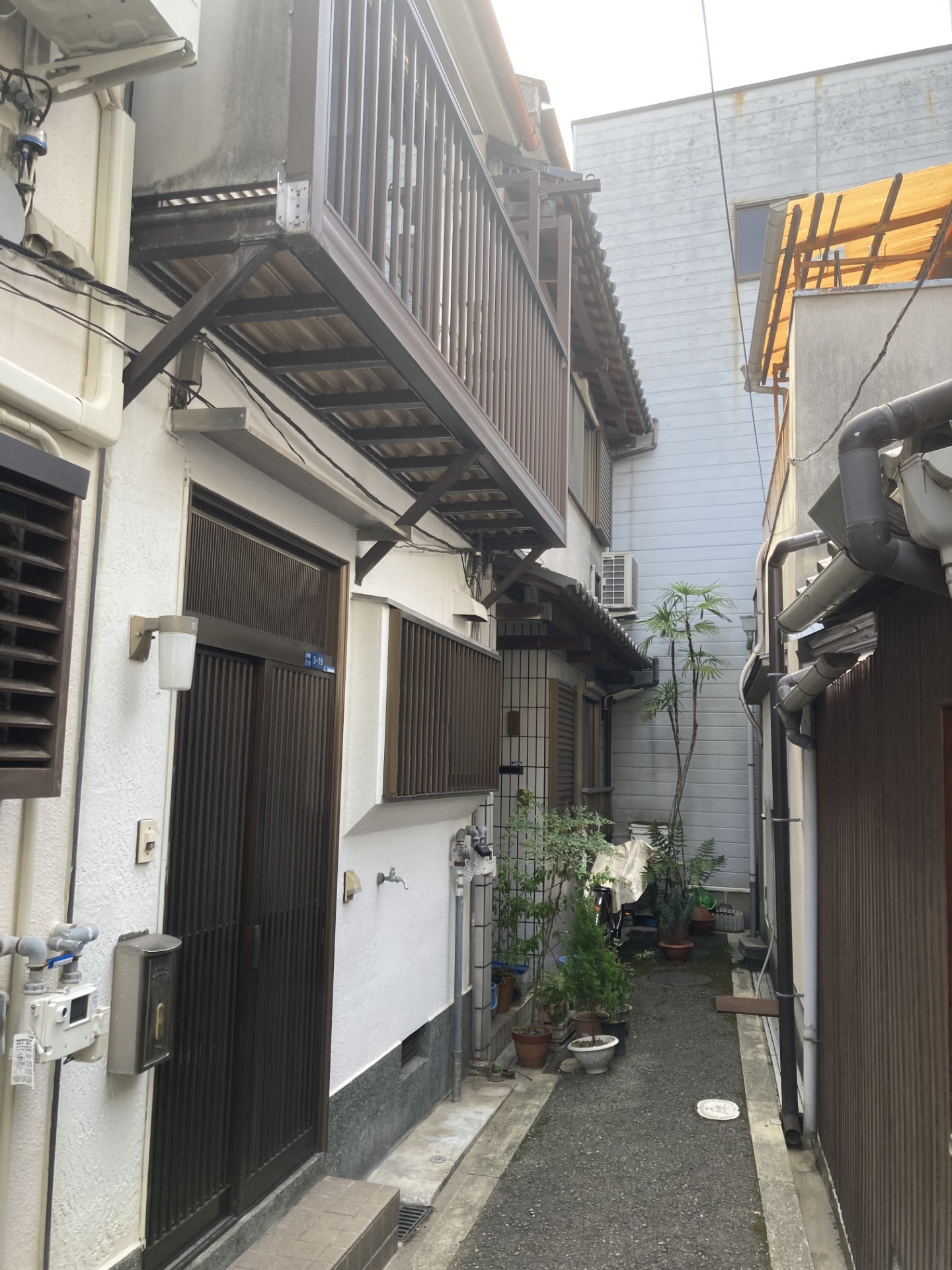 上本町西3丁目貸家