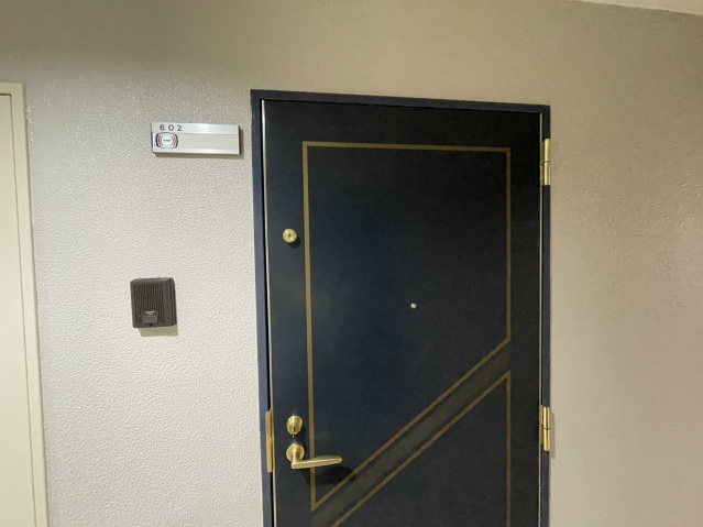 カルティエ城北通りの玄関写真