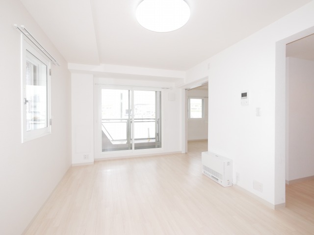 眺望　大きな窓があり明るいお部屋です♪