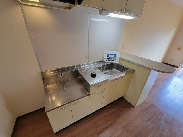 モアルヤタ藤のキッチン写真