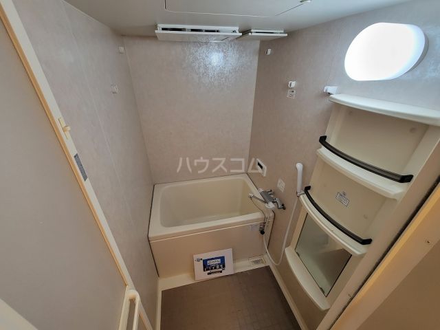 モアルヤタ藤の風呂写真