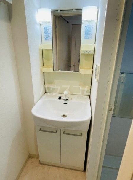 ニューシティアパートメンツ南千住の内装写真