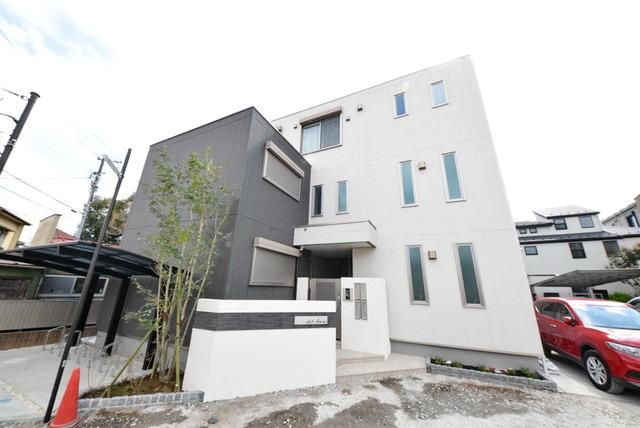 建物外観　★設備充実★