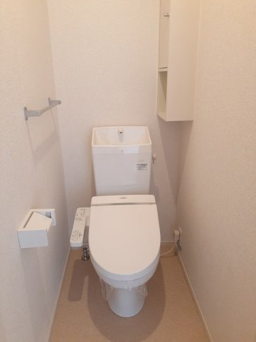 トイレ　清潔感のあるトイレです