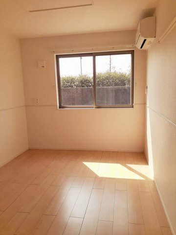 その他部屋・スペース　明るい色調の室内です