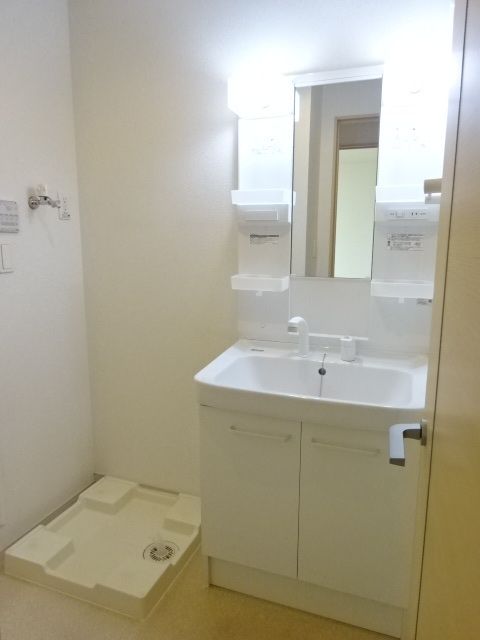 セレッソ三輪野山の内装写真