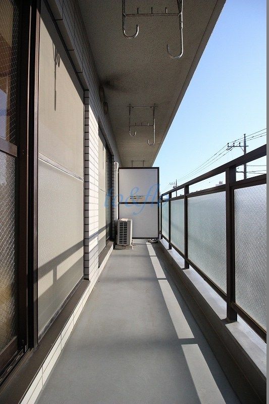 ＪＲ南武線 武蔵中原駅 徒歩6分 6階建 築37年の内装写真
